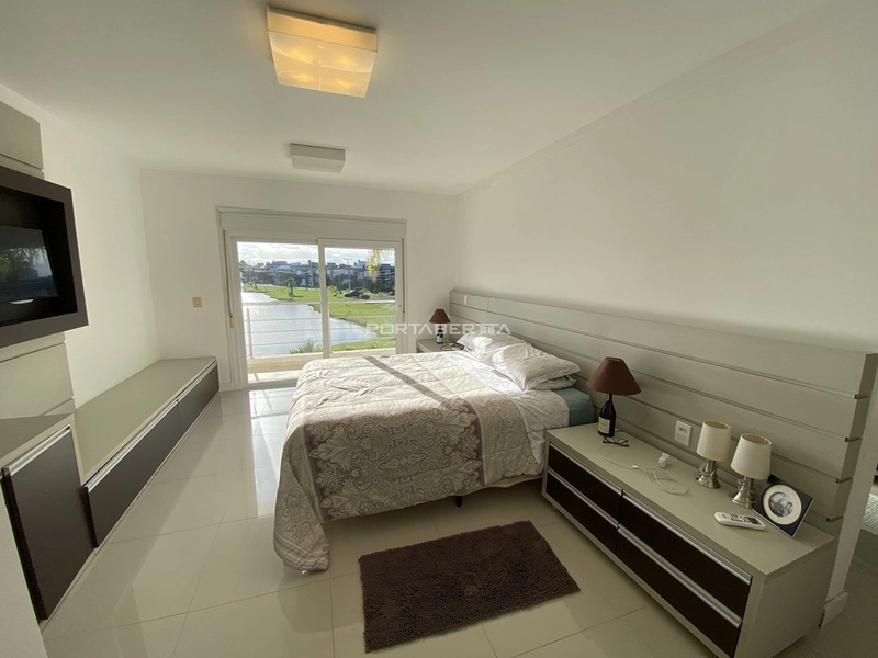 Casa com 04 suítes à venda no condomínio Las Palmas em Xangri-lá RS: 7ª foto da galeria de imagens do imóvel
