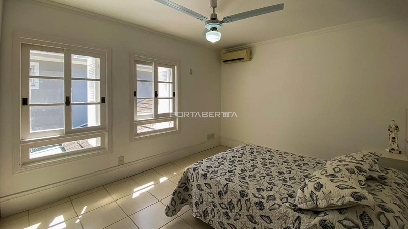 Casa à venda com 05 dormitórios no condomínio Atlântida Lagos Park: 9ª foto da galeria de imagens do imóvel