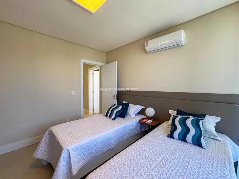 Sobrado mobiliado e decorado, condomínio Sunset: 3ª foto da galeria de imagens do imóvel