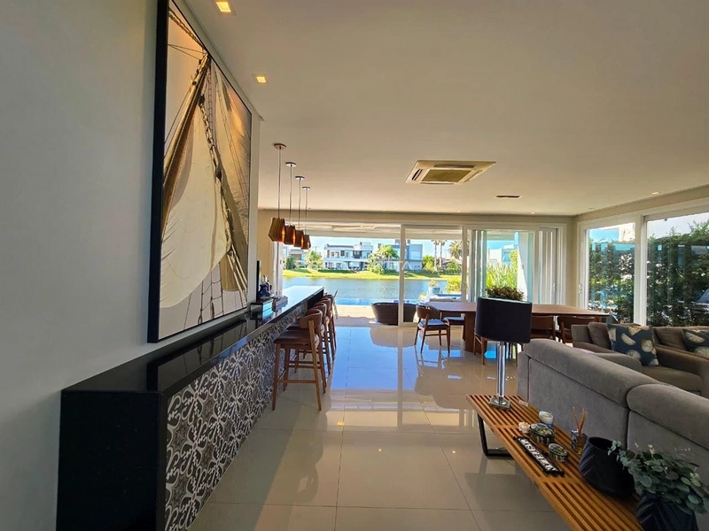 Sobrado beira lago, mobiliado e decorado, condomínio Enseada.: 11ª foto da galeria de imagens do imóvel