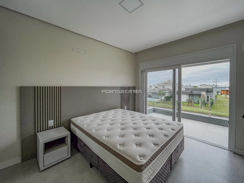 Casa com 04 suítes no condomínio Riviera em Xangri-lá RS: 4ª foto da galeria de imagens do imóvel