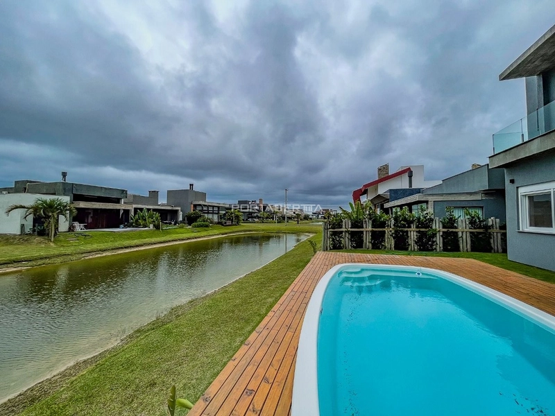 Casa com 04 suítes no condomínio Riviera em Xangri-lá RS: 15ª foto da galeria de imagens do imóvel