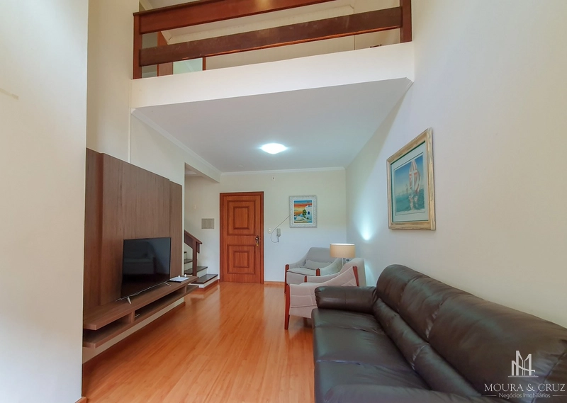 Apartamento duplex 4 quartos mobiliado em Gramado: 1ª foto da galeria de imagens do imóvel