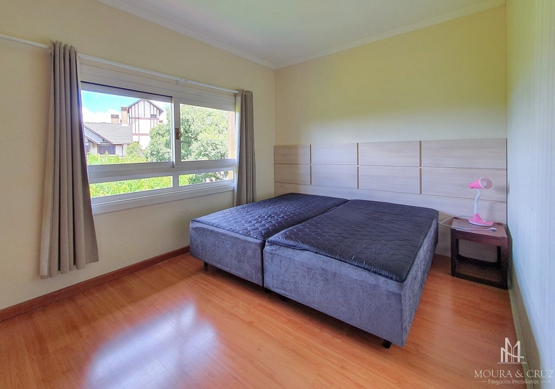 Apartamento duplex 4 quartos mobiliado em Gramado: 14ª foto da galeria de imagens do imóvel