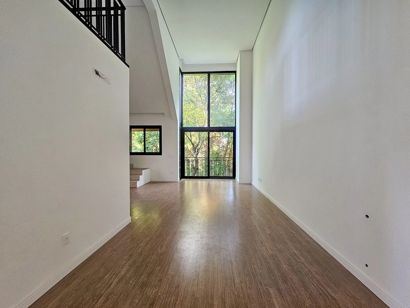 Apartamento Duplex 3 quartos no Centro de Gramado: 2ª foto da galeria de imagens do imóvel