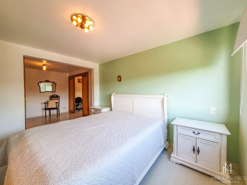 Apartamento Cobertura 5 quartos mobiliado em Gramado: 19ª foto da galeria de imagens do imóvel