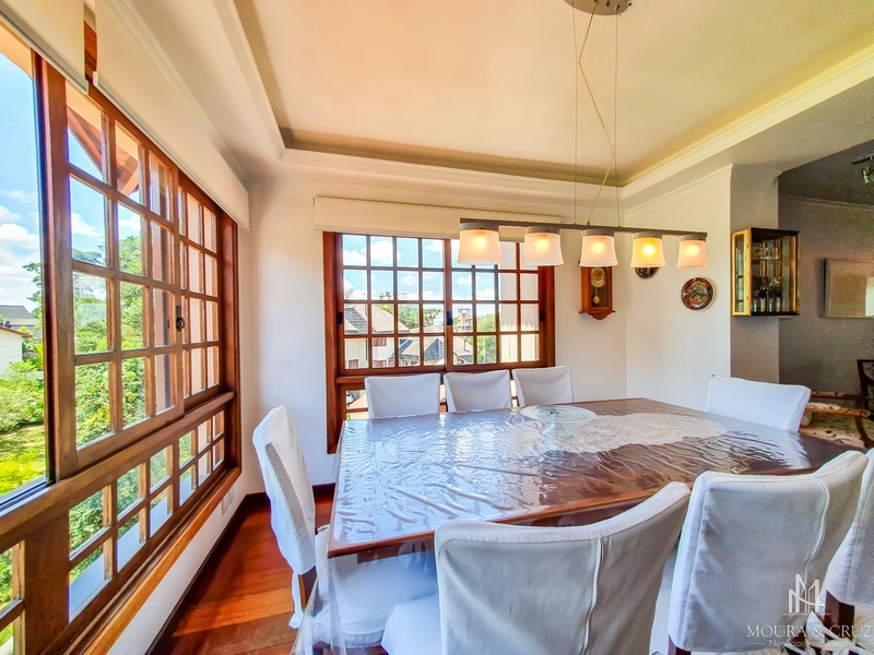 Apartamento Cobertura 5 quartos mobiliado em Gramado: 4ª foto da galeria de imagens do imóvel