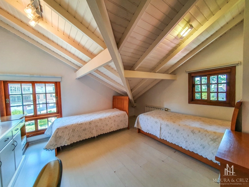 Apartamento Cobertura 5 quartos mobiliado em Gramado: 23ª foto da galeria de imagens do imóvel