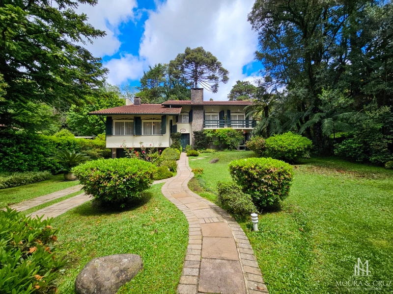 Casa 4 quartos no Planalto em Gramado: 1ª foto da galeria de imagens do imóvel