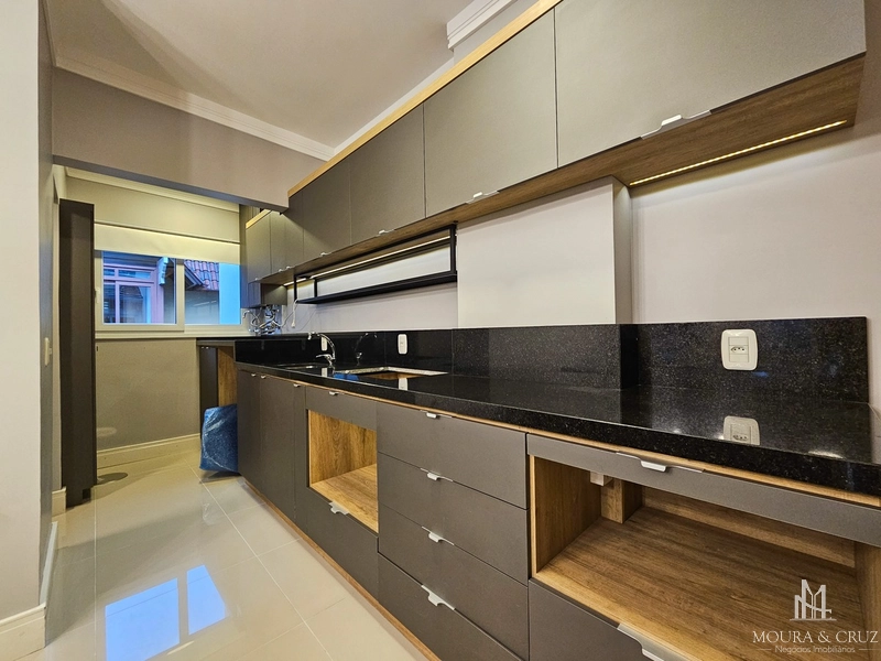 Apartamento Cobertura 3 quartos mobiliado no Centro de Gramado: 5ª foto da galeria de imagens do imóvel