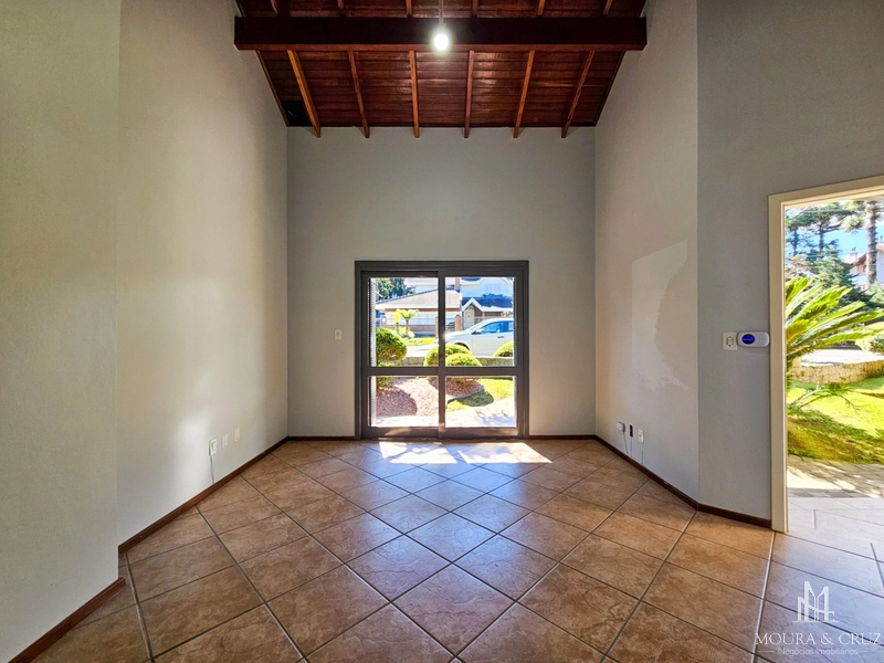 Casa 3 quartos no Planato em Gramado: 2ª foto da galeria de imagens do imóvel