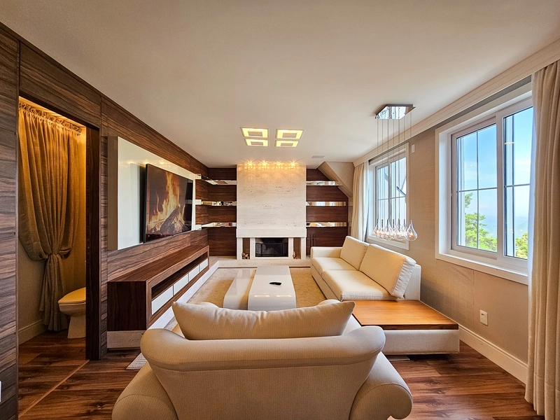 Apartamento mobiliado 3 quartos no Centro de Gramado: 2ª foto da galeria de imagens do imóvel