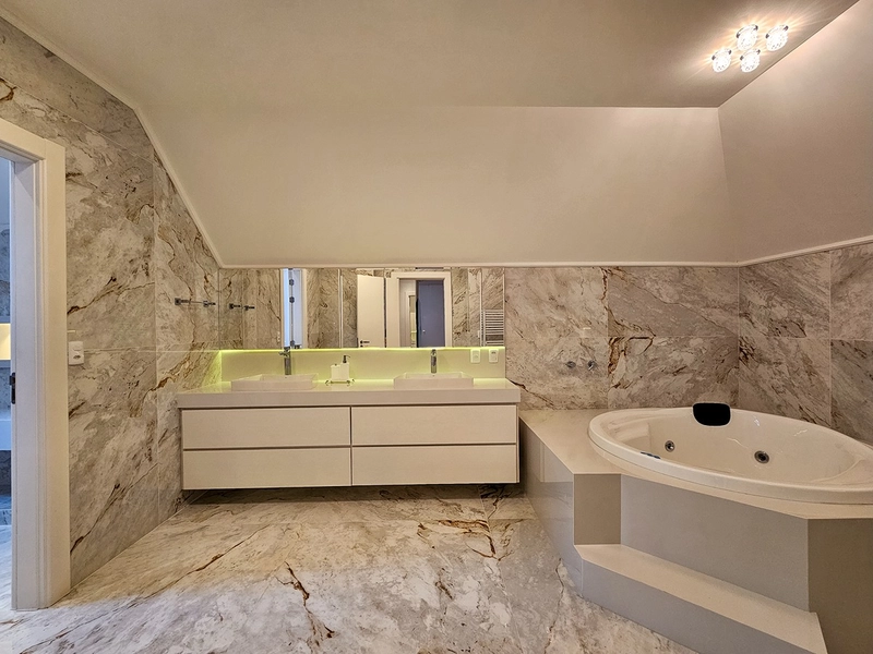 Apartamento mobiliado 3 quartos no Centro de Gramado: 37ª foto da galeria de imagens do imóvel