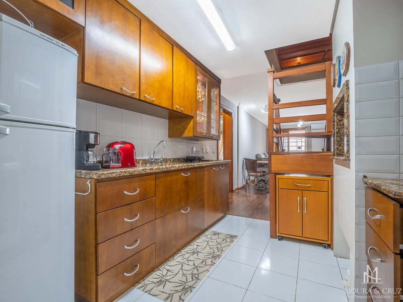 Apartamento cobertura duplex 4 quartos mobiliado no Centro de Gramado: 9ª foto da galeria de imagens do imóvel