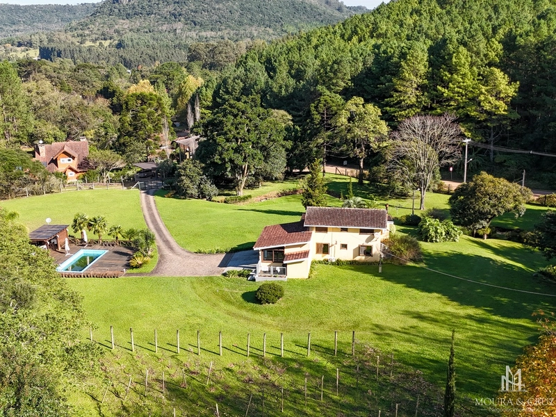 Sítio com casa mobiliada com 4 quartos na Linha 28 em Gramado: 5ª foto da galeria de imagens do imóvel