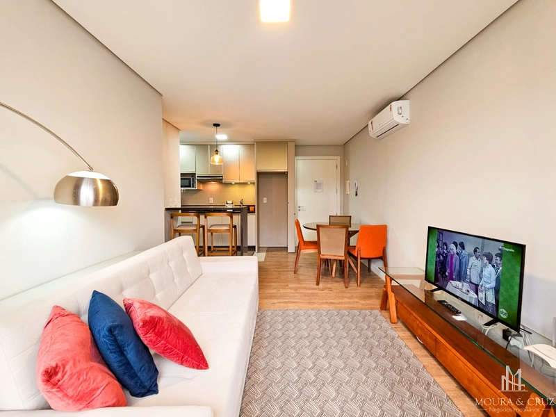 Apartamento 1 quarto mobiliado no Centro de Gramado: 2ª foto da galeria de imagens do imóvel