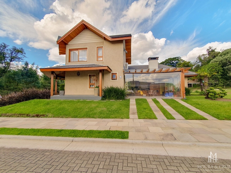Casa 3 quartos semi mobiliada no Vivendas do Arvoredo em Gramado: 1ª foto da galeria de imagens do imóvel