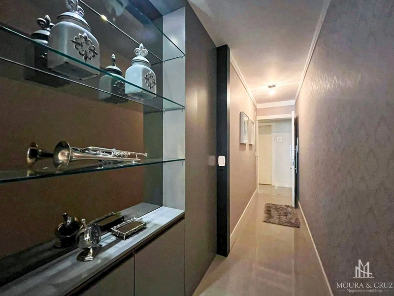 Apartamento 2 quartos mobiliado no Centro de Gramado: 2ª foto da galeria de imagens do imóvel