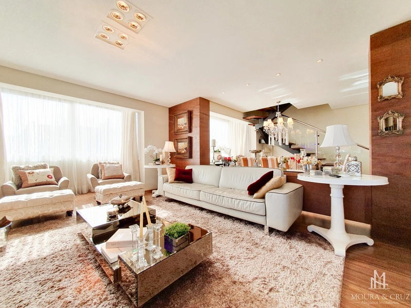 Apartamento Cobertura duplex 4 quartos no Centro de Gramado: 1ª foto da galeria de imagens do imóvel