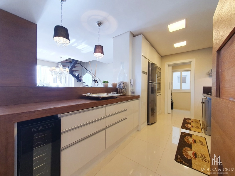 Apartamento Cobertura duplex 4 quartos no Centro de Gramado: 8ª foto da galeria de imagens do imóvel