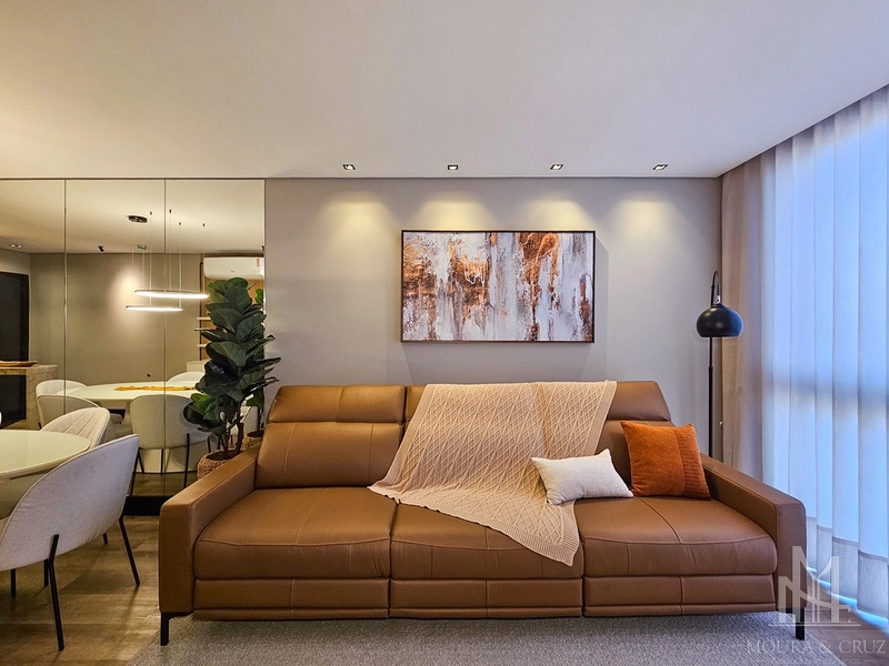 Apartamento mobiliado 2 quartos no Centro de Gramado: 2ª foto da galeria de imagens do imóvel