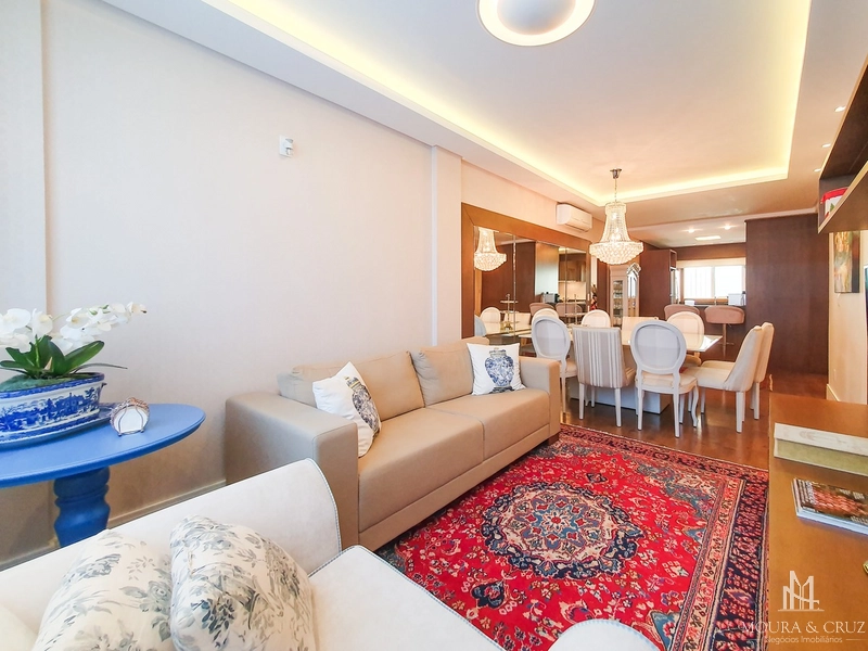 Apartamento 3 quartos mobiliado e decorado no Centro de Gramado: 2ª foto da galeria de imagens do imóvel