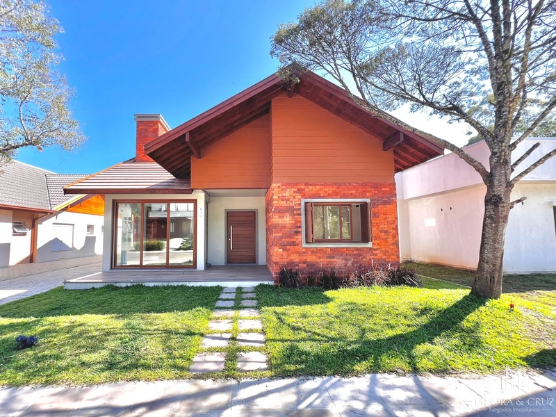 Casa 4 quartos no Vivendas do Arvoredo em Gramado: 1ª foto da galeria de imagens do imóvel