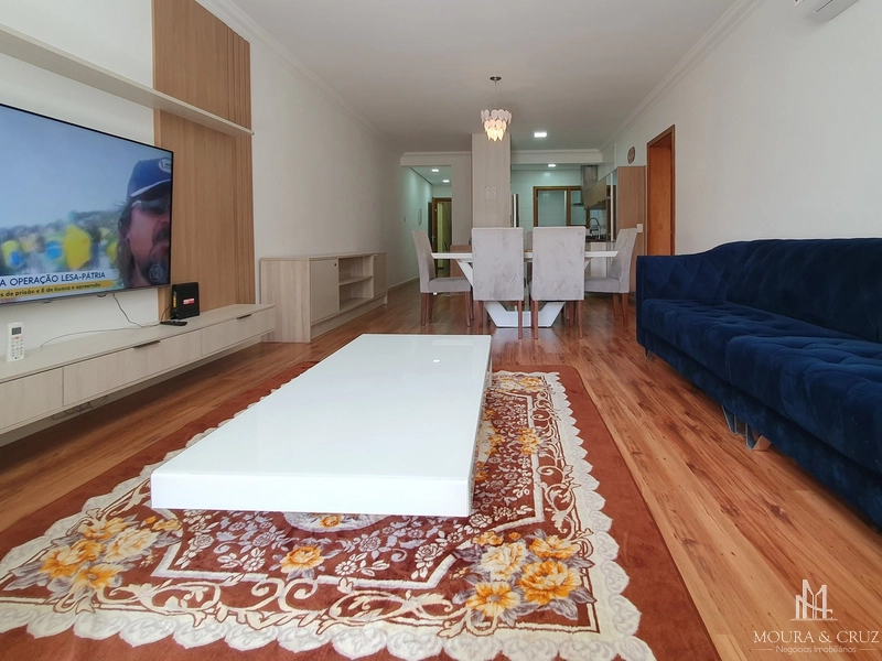 Apartamento 3 quartos mobiliado no Centro de Gramado: 3ª foto da galeria de imagens do imóvel