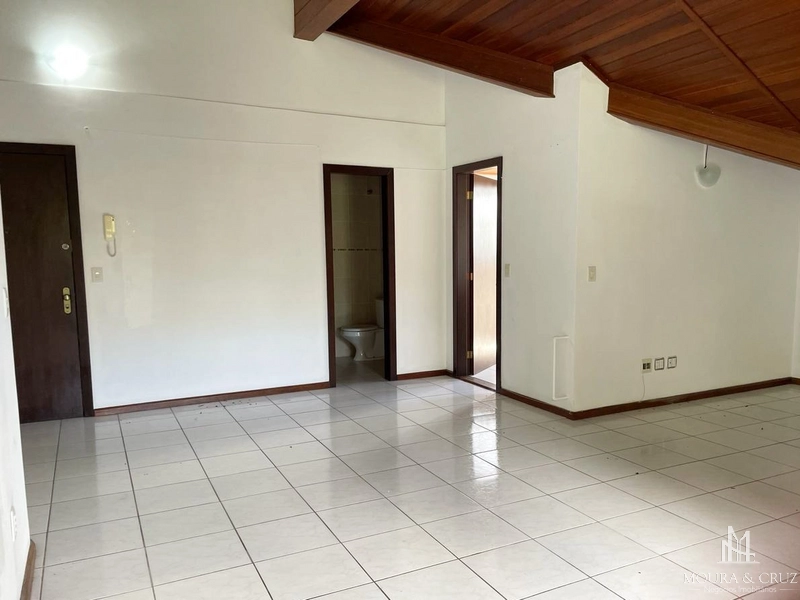Apartamento Cobertura 3 quartos em Gramado: 2ª foto da galeria de imagens do imóvel