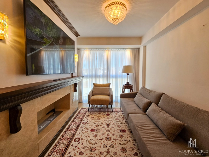 Apartamento cobertura mobiliado 2 quartos no Centro de Gramado: 2ª foto da galeria de imagens do imóvel