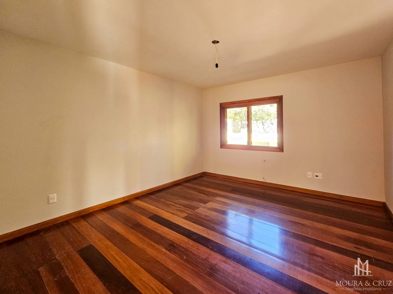 Casa 4 quartos no Reserva da Serra em Canela: 38ª foto da galeria de imagens do imóvel