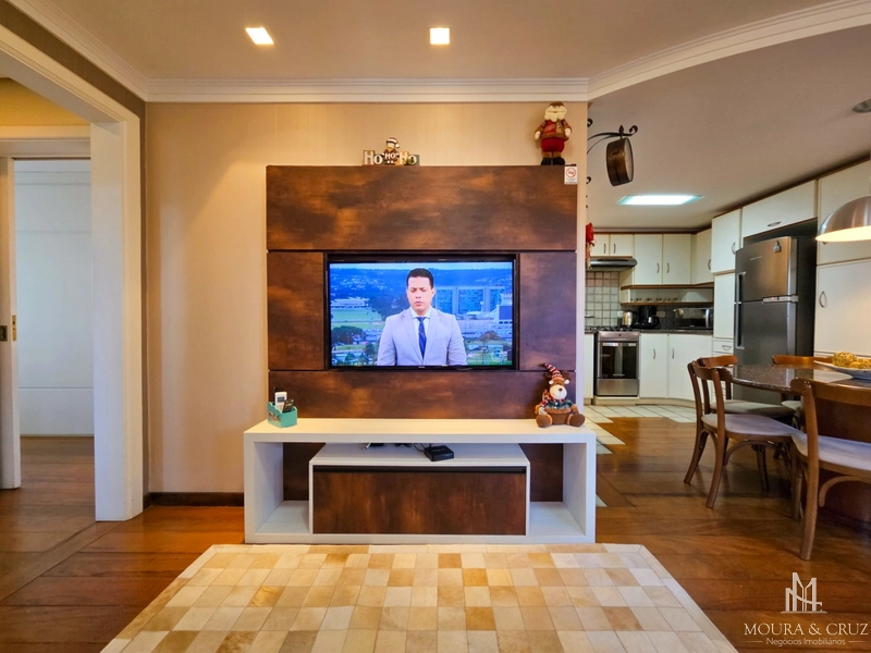 Apartamento 2 quartos mobiliado no Centro de Gramado: 2ª foto da galeria de imagens do imóvel