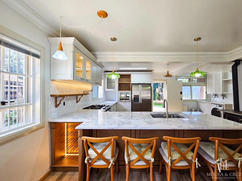 Casa 4 quartos mobiliada no Planalto em Gramado: 11ª foto da galeria de imagens do imóvel