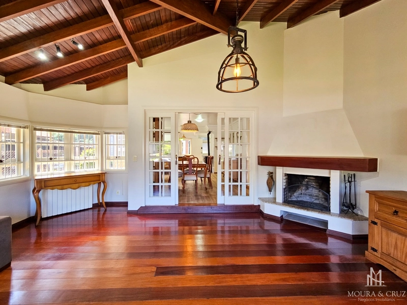 Casa 4 quartos mobiliada no Planalto em Gramado: 7ª foto da galeria de imagens do imóvel