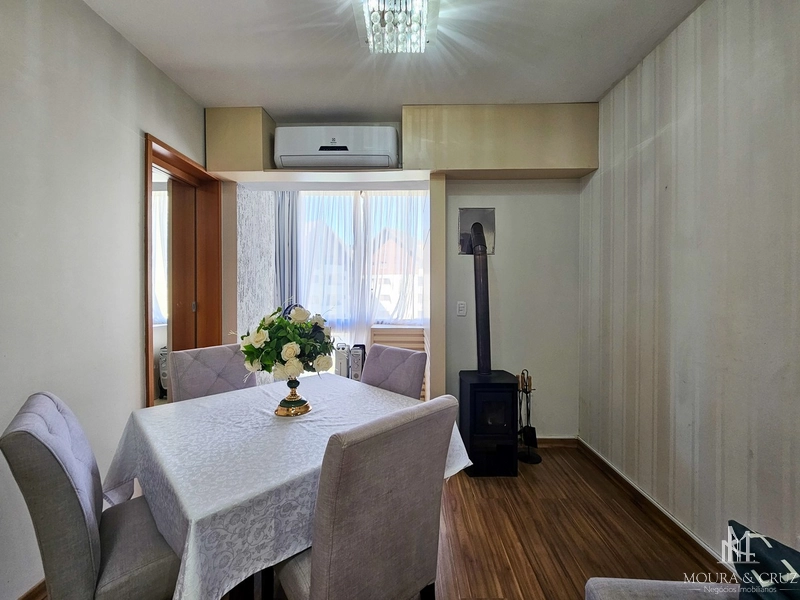Apartamento 2 quartos mobiliado no Centro de Gramado: 2ª foto da galeria de imagens do imóvel