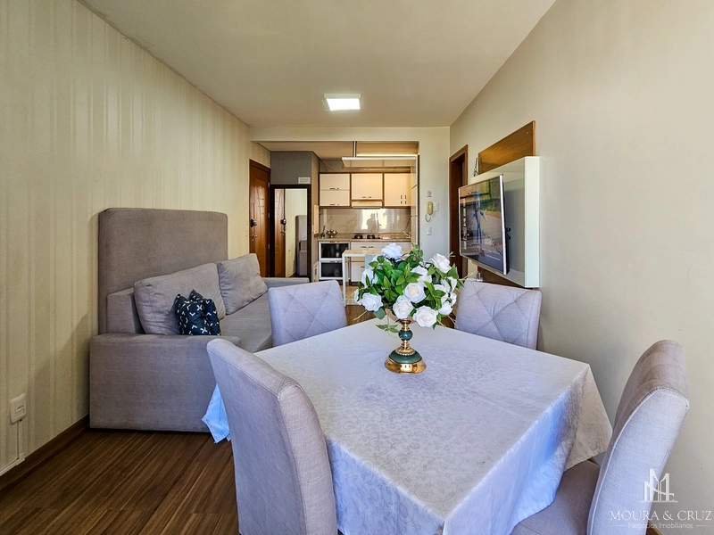 Apartamento 2 quartos mobiliado no Centro de Gramado: 3ª foto da galeria de imagens do imóvel