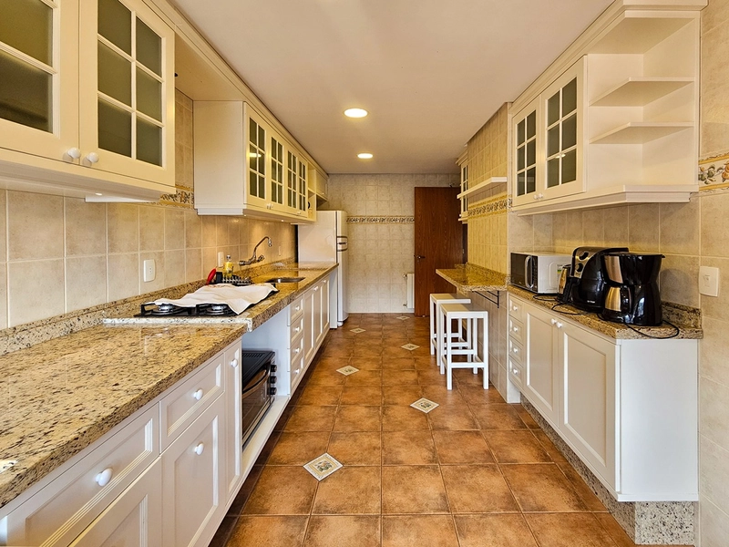 Apartamento Cobertura 4 quartos mobiliado no Centro de Gramado: 10ª foto da galeria de imagens do imóvel