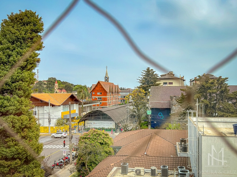 Apartamento Cobertura 4 quartos mobiliado no Centro de Gramado: 32ª foto da galeria de imagens do imóvel