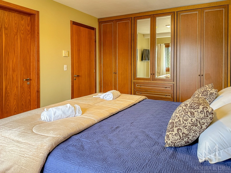 Apartamento Cobertura 4 quartos mobiliado no Centro de Gramado: 13ª foto da galeria de imagens do imóvel