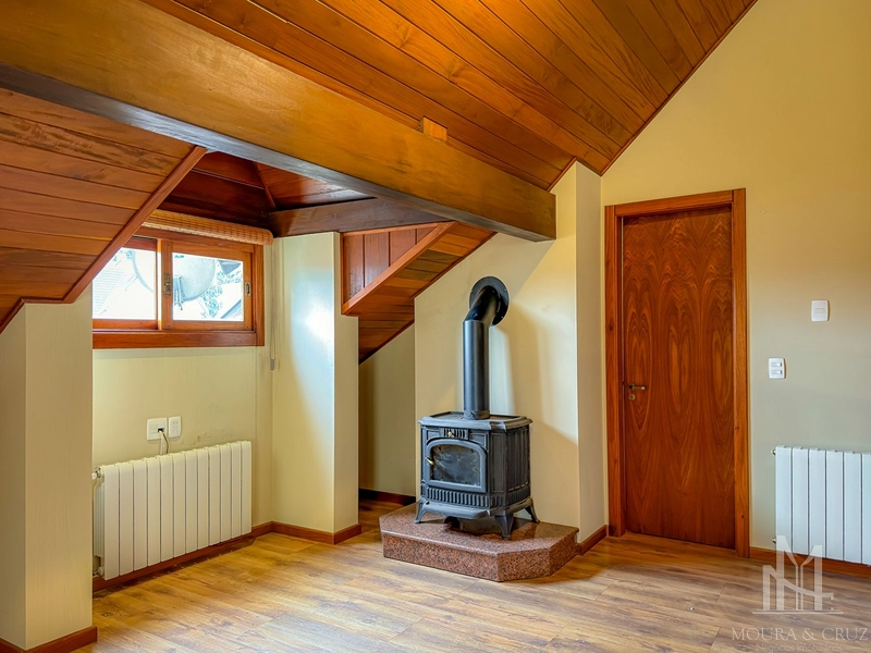 Apartamento Cobertura 4 quartos mobiliado no Centro de Gramado: 26ª foto da galeria de imagens do imóvel