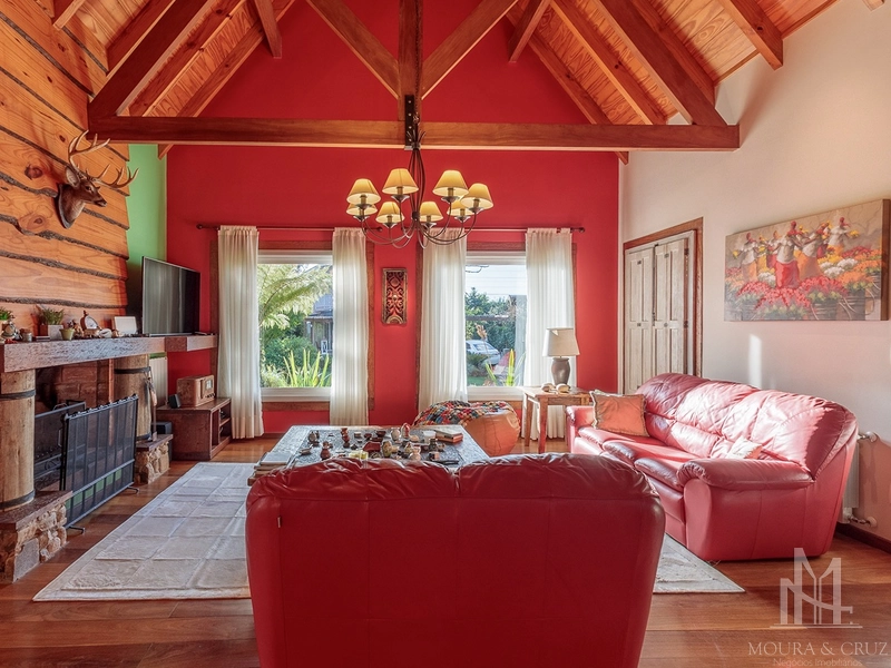 Casa 3 quartos no Condomínio Saint Moritz em Gramado: 2ª foto da galeria de imagens do imóvel