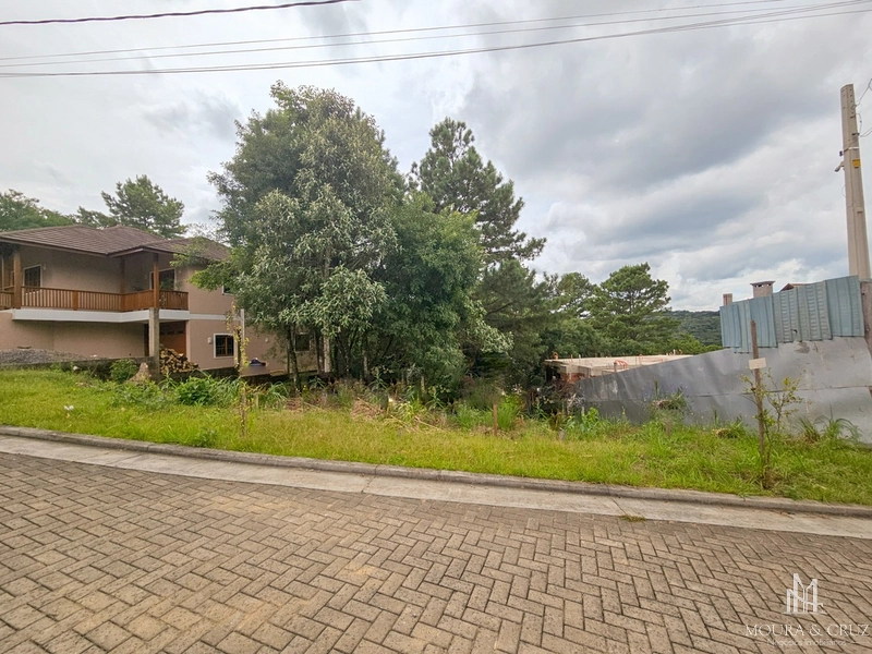 Terreno no Vivendas do Arvoredo em Gramado: 3ª foto da galeria de imagens do imóvel