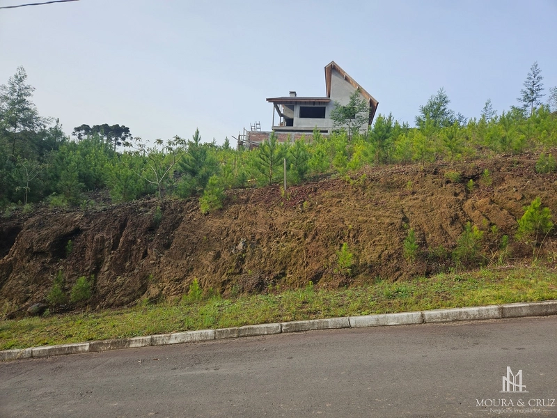 Terreno no loteamento Marsal em Gramado: 3ª foto da galeria de imagens do imóvel