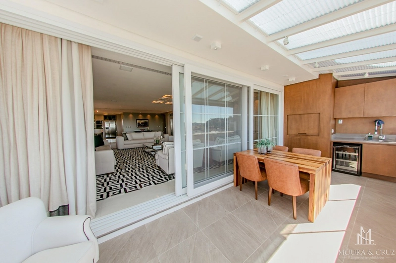 Apartamento Cobertura 4 quartos mobiliado no centro de Gramado: 6ª foto da galeria de imagens do imóvel