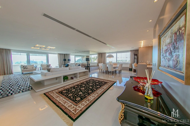 Apartamento Cobertura 4 quartos mobiliado no centro de Gramado: 10ª foto da galeria de imagens do imóvel