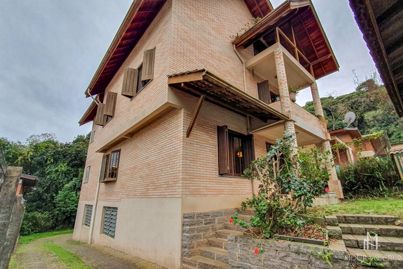 Casa 3 quartos em Gramado: 16ª foto da galeria de imagens do imóvel