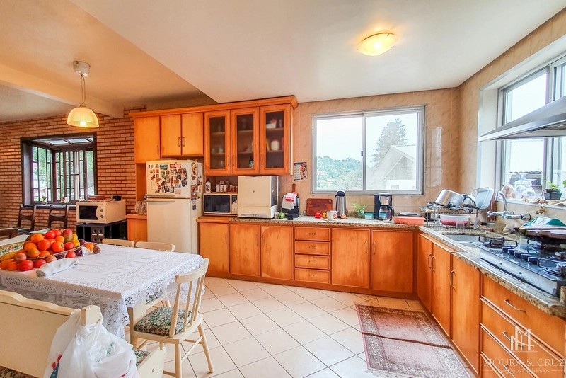 Casa 3 quartos em Gramado: 9ª foto da galeria de imagens do imóvel