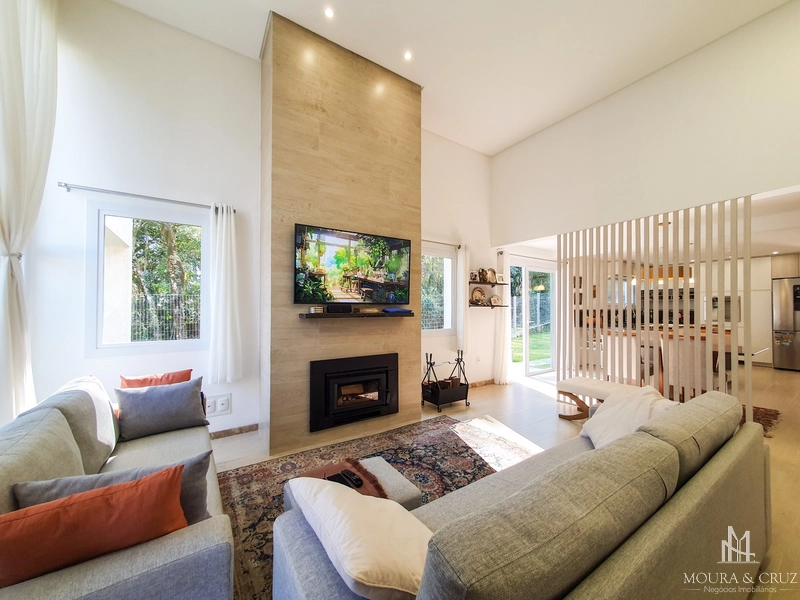 Casa mobiliada 3 quartos no Vivendas do Arvoredo em Gramado: 2ª foto da galeria de imagens do imóvel