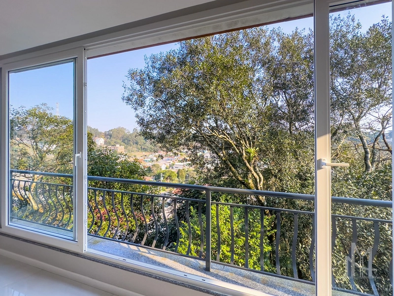 Apartamento 3 quartos semimobiliado no bairro Tirol em Gramado: 2ª foto da galeria de imagens do imóvel