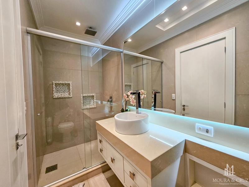 Apartamento mobiliado 4 quartos no Centro de Gramado: 20ª foto da galeria de imagens do imóvel